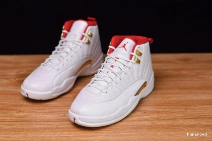 Hyperoad RED AIR JORDAN UNIVERSITY FIBA 12 WHITE 0822